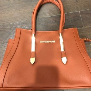 Purse branded